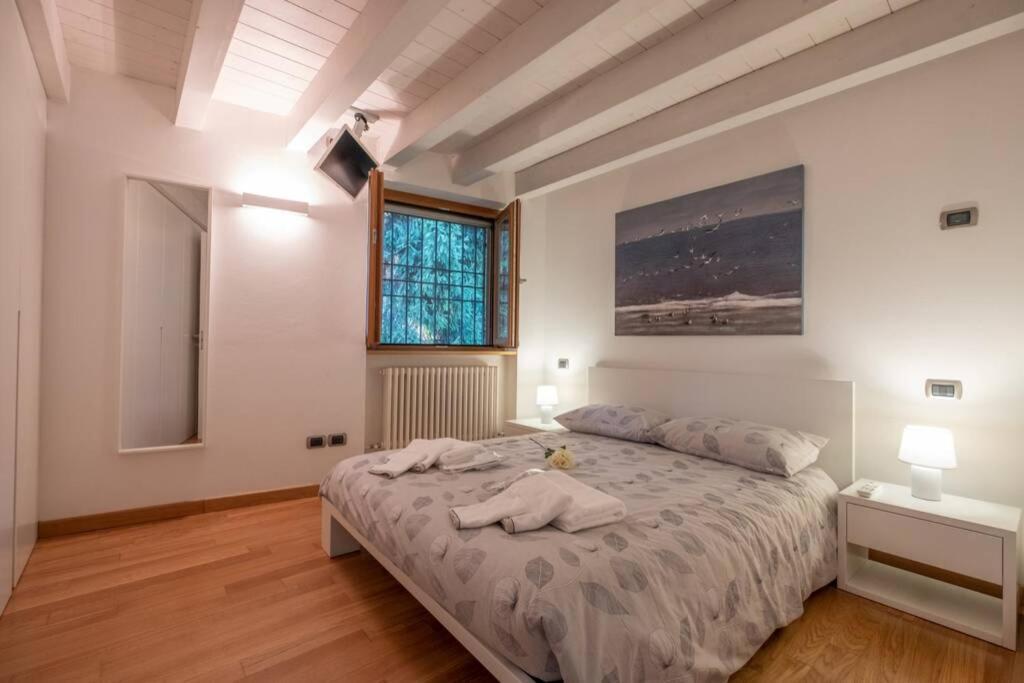 Happy Guest Apartments - Lake & Style Riva di Solto Zewnętrze zdjęcie